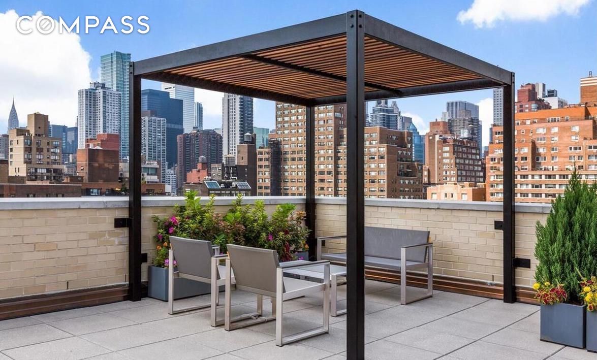 435 E 65th Street 4E