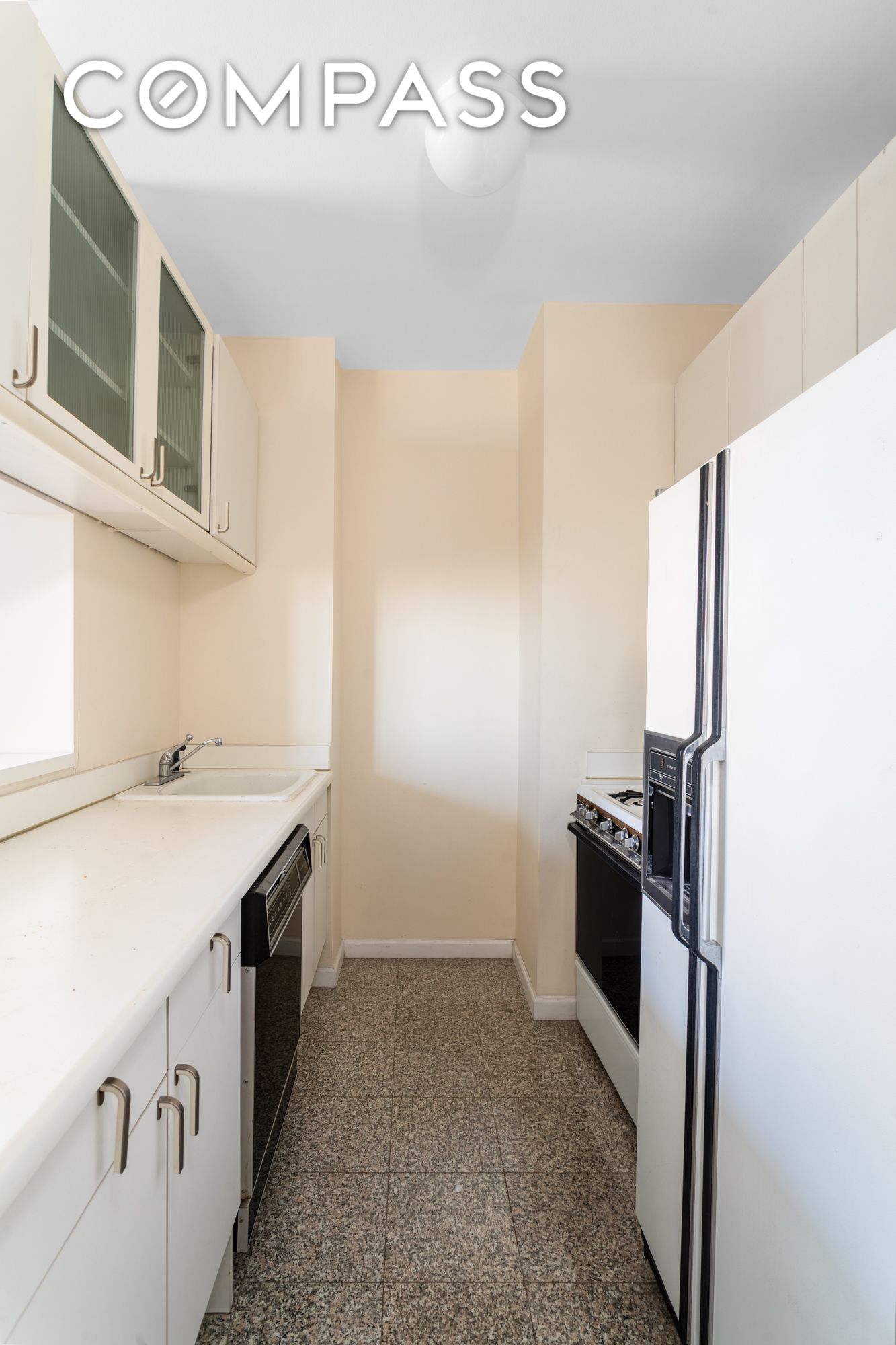 524 E 72nd Street 31F