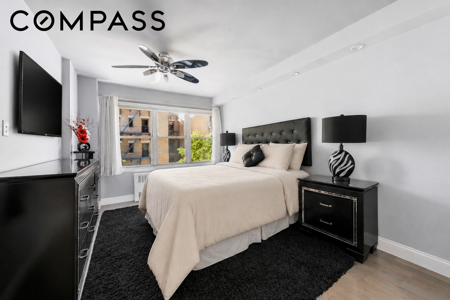 435 E 65th Street 4E1