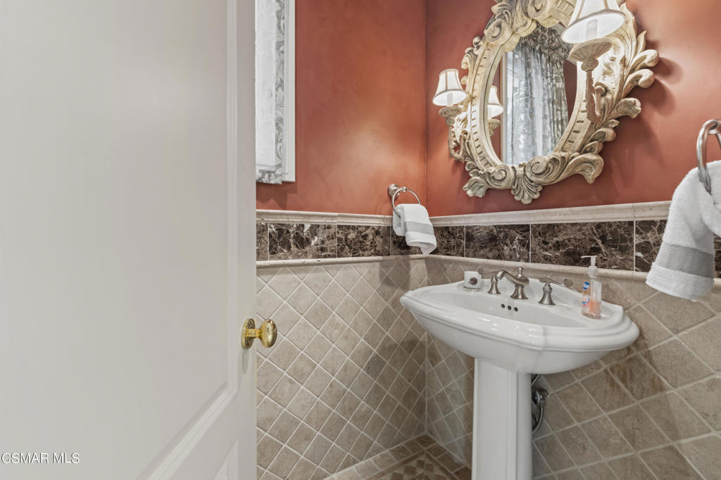 28901 Verde Mesa Lane