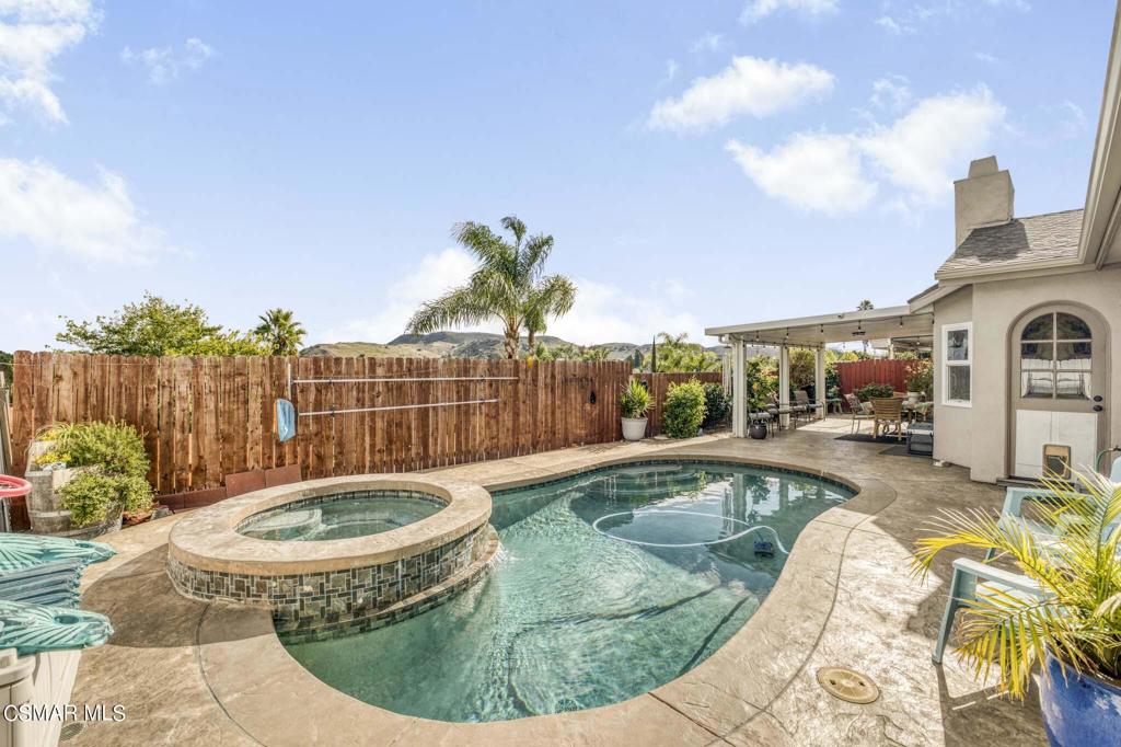 6544 N Amherst Street