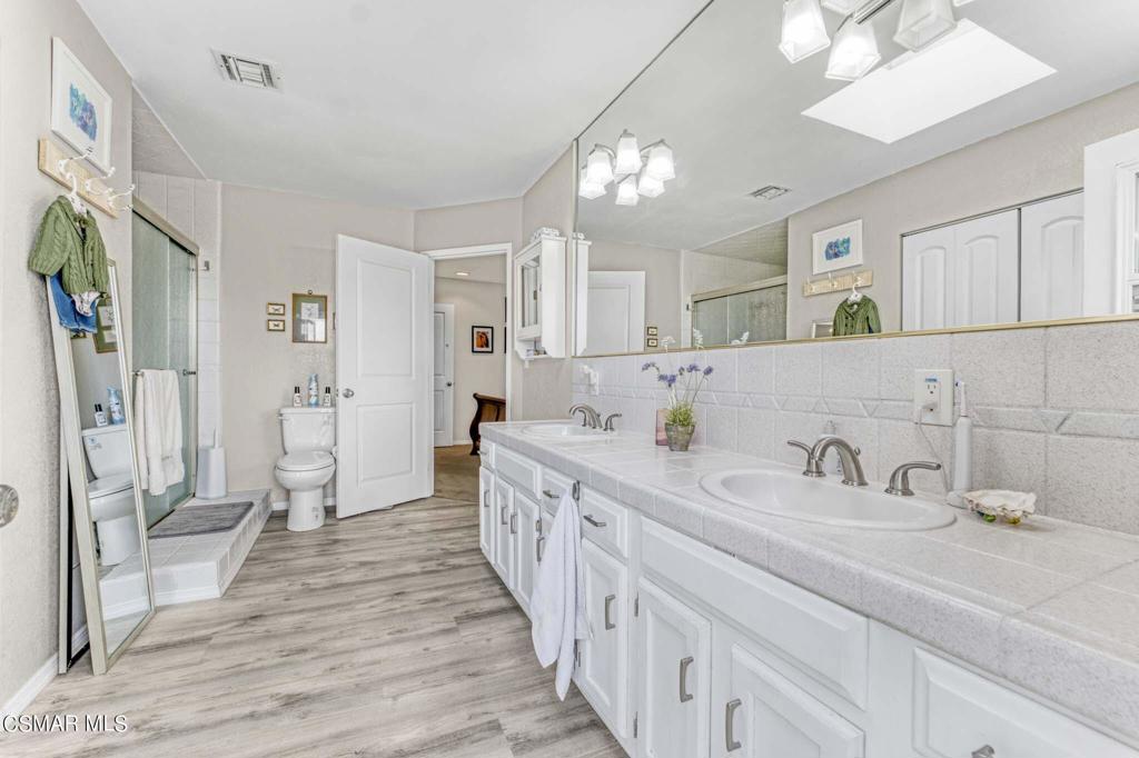 6544 N Amherst Street