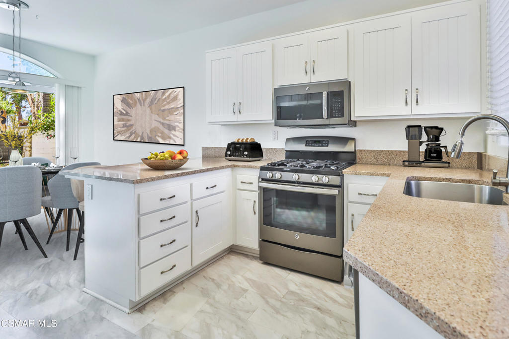 11727 Villageview Court
