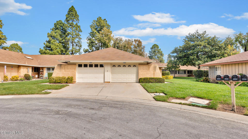 13306 Village 13 13
