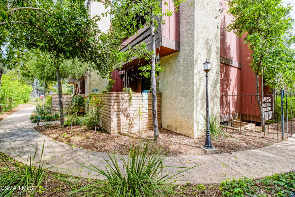 21930 Marylee Street 101