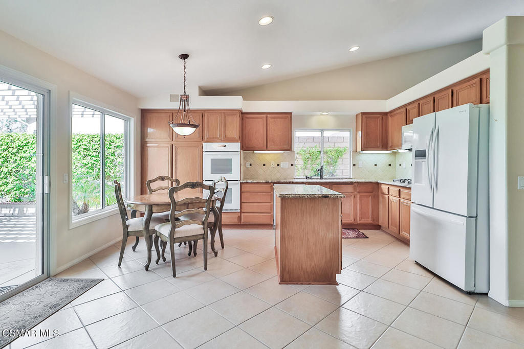 238 Twin Falls Court