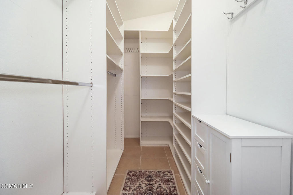 238 Twin Falls Court