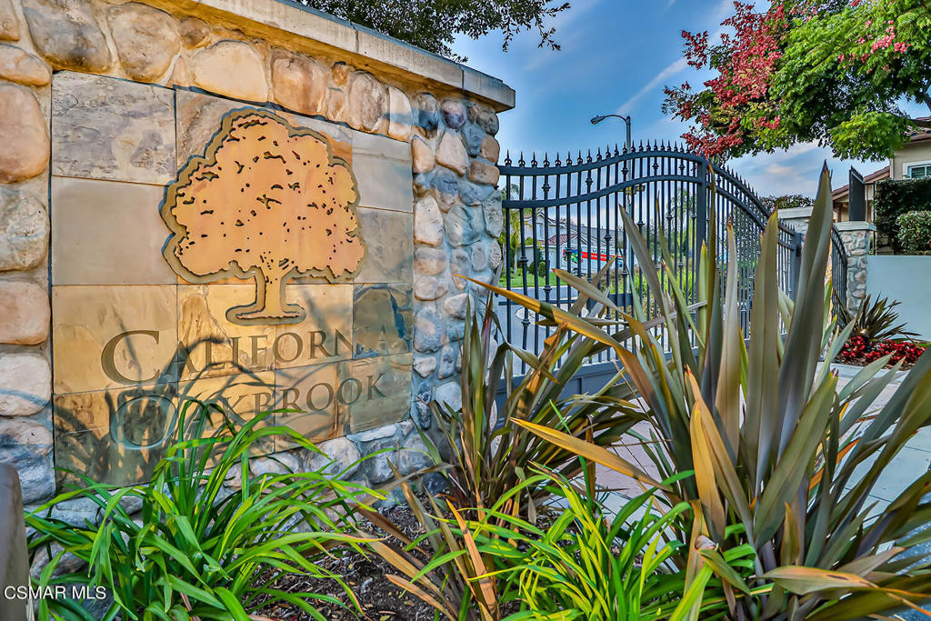 238 Twin Falls Court