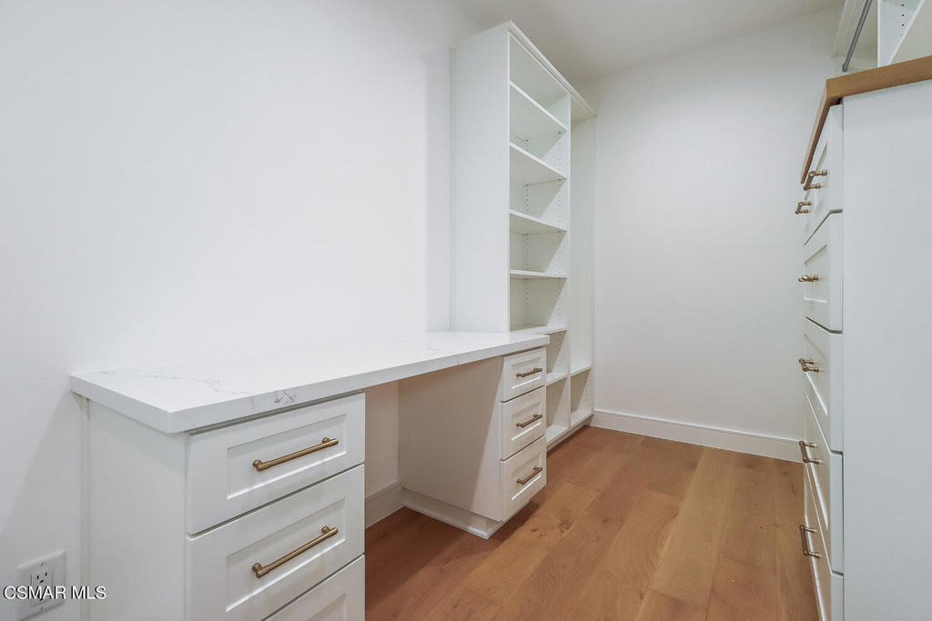 1062 La Cresta Drive