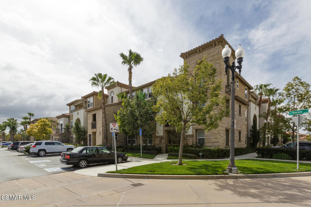 259 Riverdale Court 256