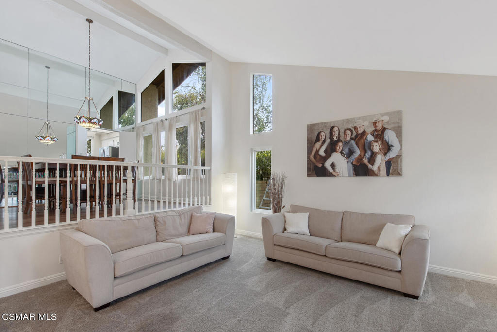 405 Deerhurst Avenue