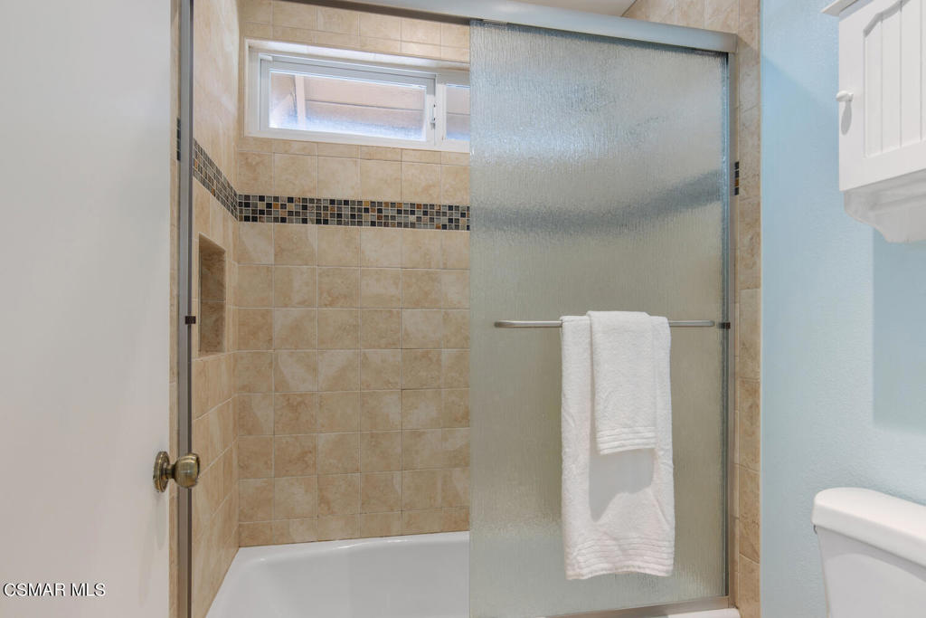 405 Deerhurst Avenue