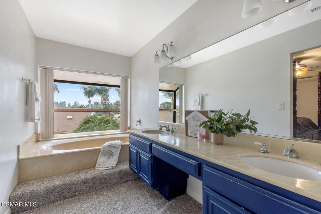 405 Deerhurst Avenue