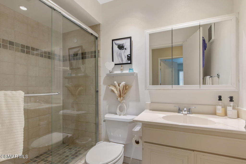 405 Deerhurst Avenue