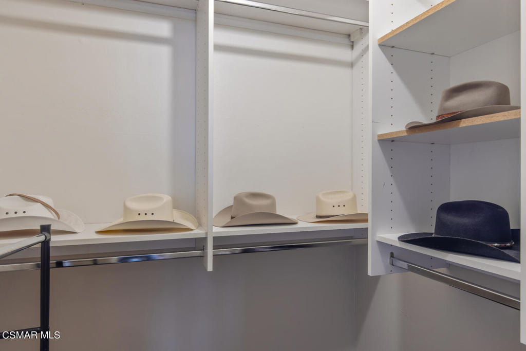 405 Deerhurst Avenue