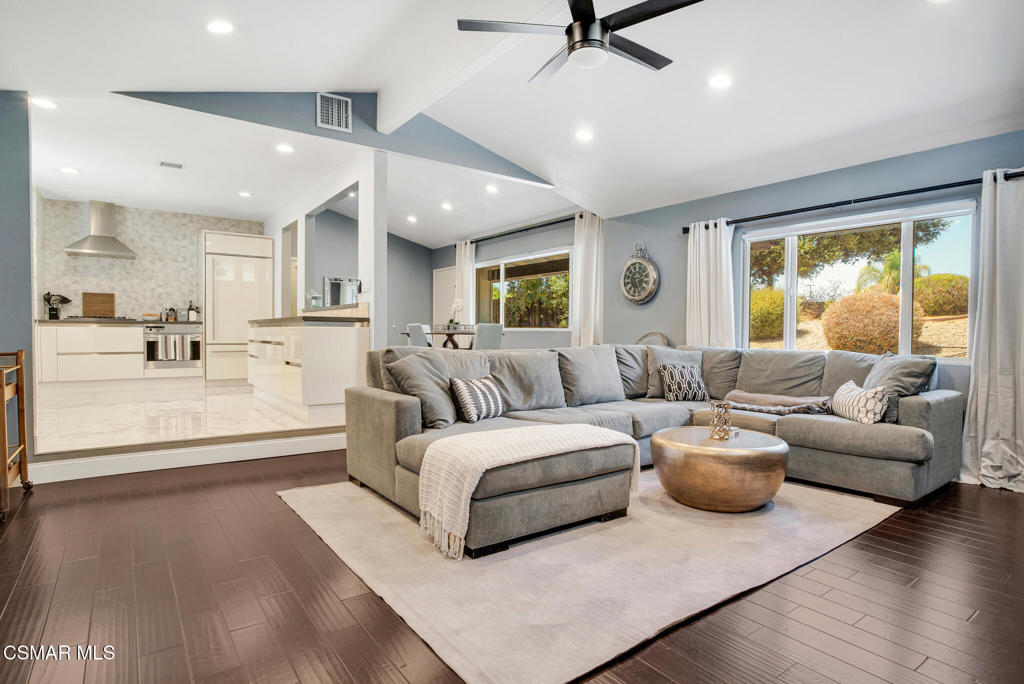 1160 Alamos Drive