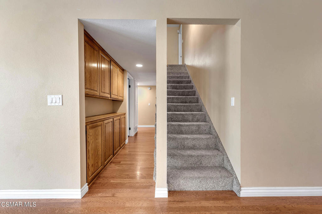 2750 Carlmont Place