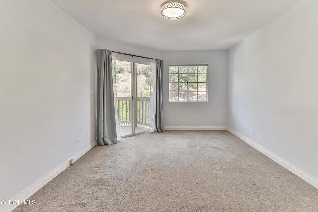 5805 Oak Bend Lane 309
