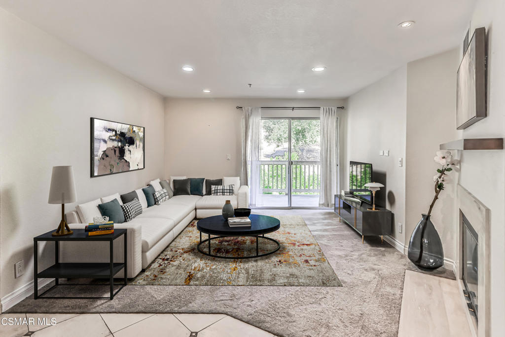 5805 Oak Bend Lane 309