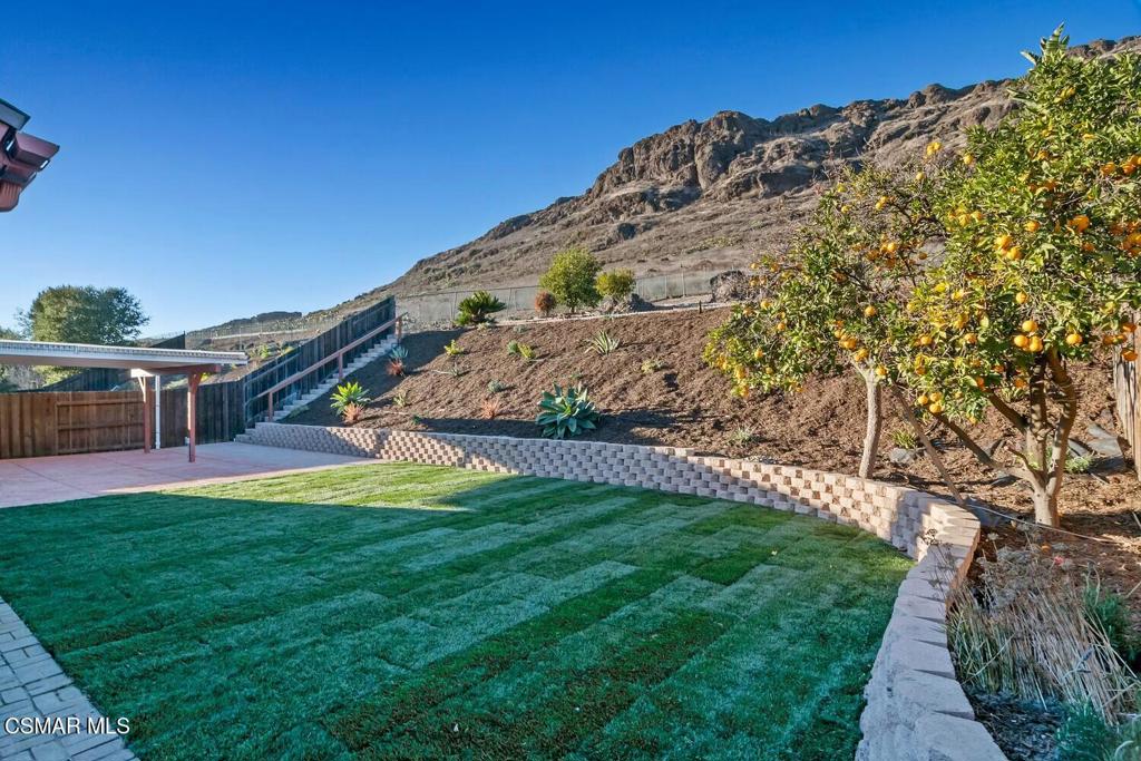 389 Raindance Street