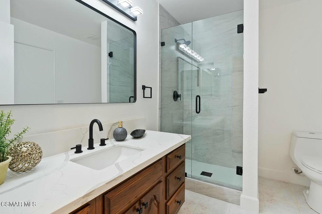 389 Raindance Street