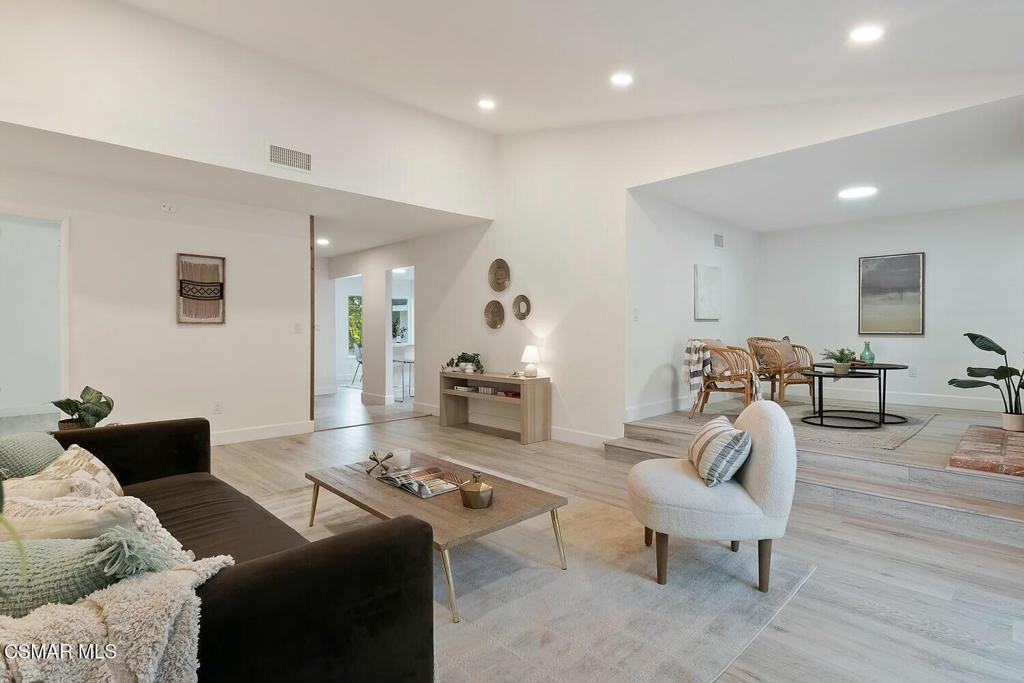 389 Raindance Street