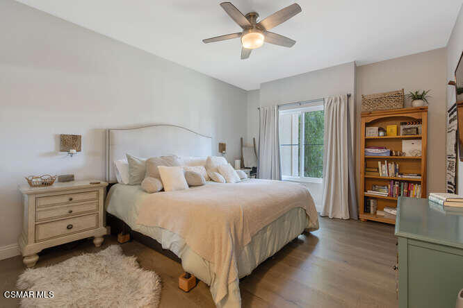 5420 Sylmar Avenue 207