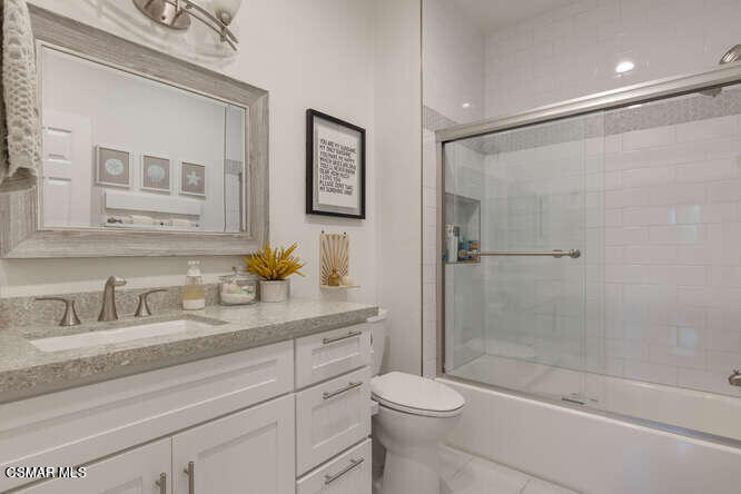 5420 Sylmar Avenue 207