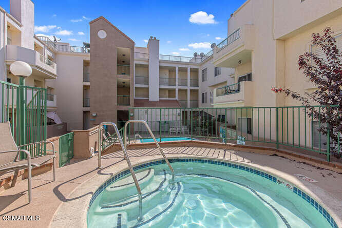 5420 Sylmar Avenue 207