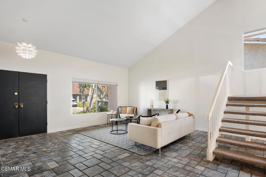 3818 Calle Clara Vista