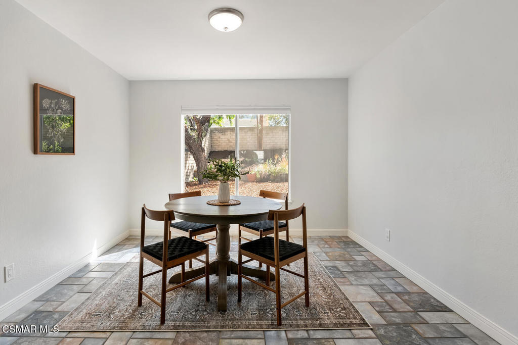 3818 Calle Clara Vista