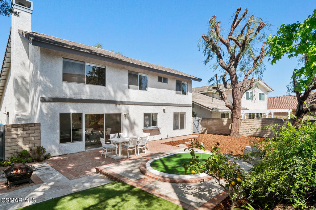 3818 Calle Clara Vista