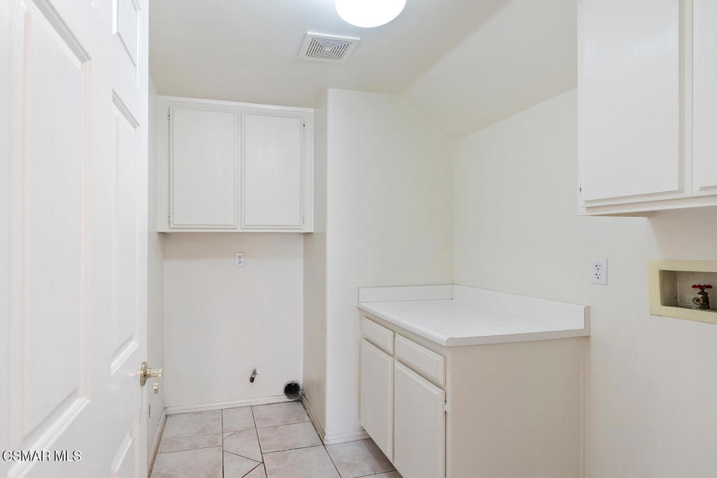 2219 Mapleleaf Avenue