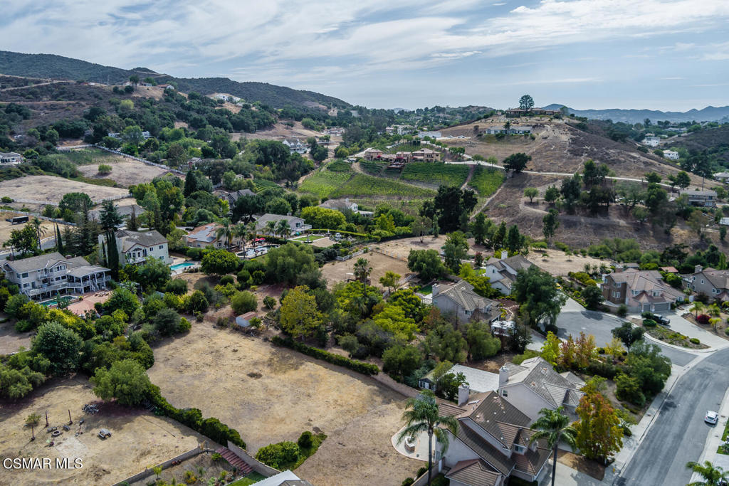 2219 Mapleleaf Avenue