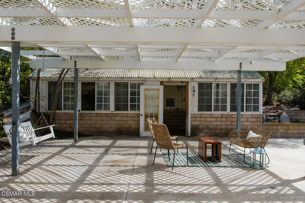 2219 Mapleleaf Avenue