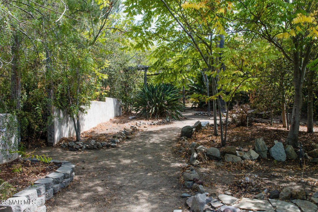 2219 Mapleleaf Avenue