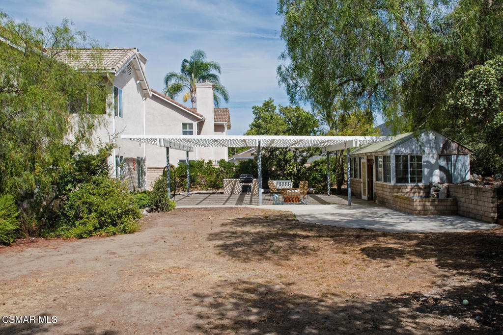 2219 Mapleleaf Avenue