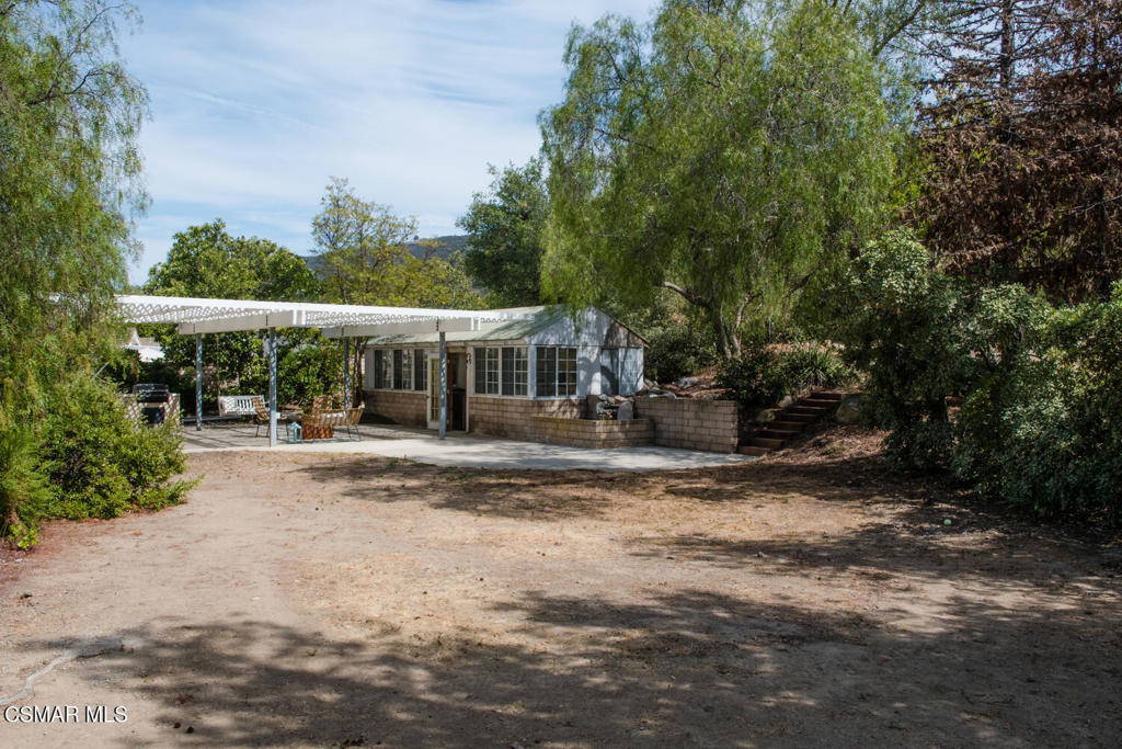 2219 Mapleleaf Avenue