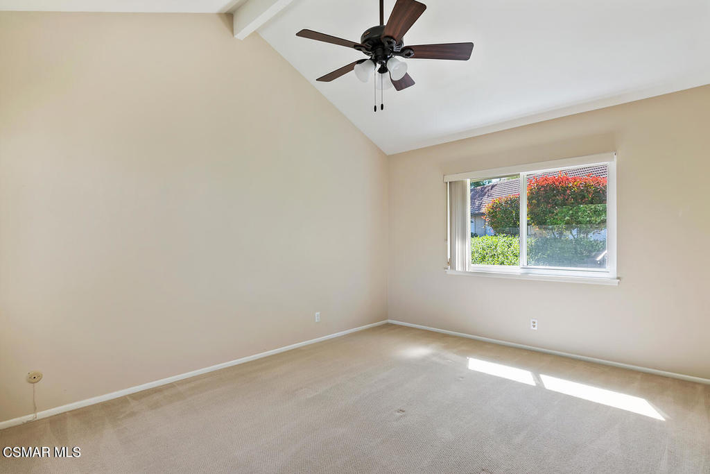 12 Sparrowhawk Lane