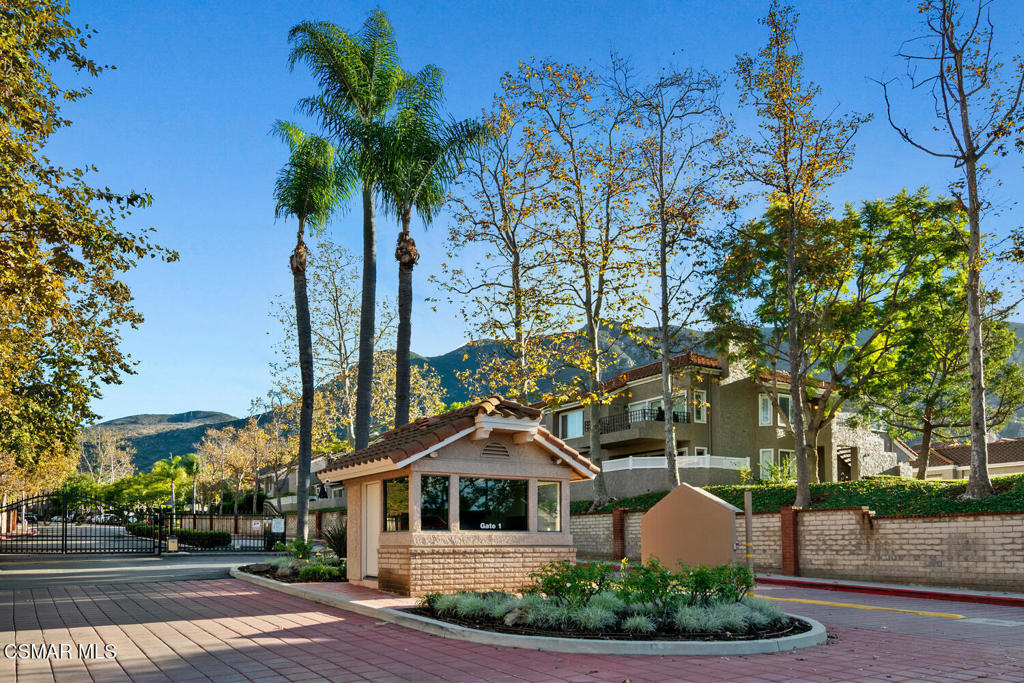 866 Paseo Tosamar