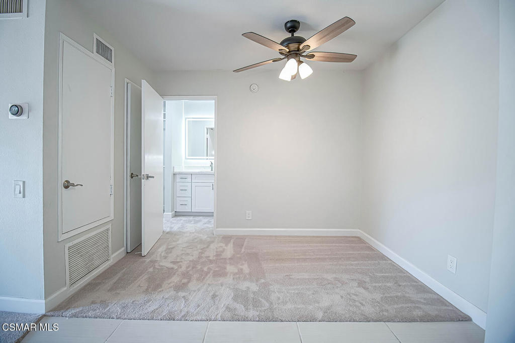 5460 White Oak Avenue E308