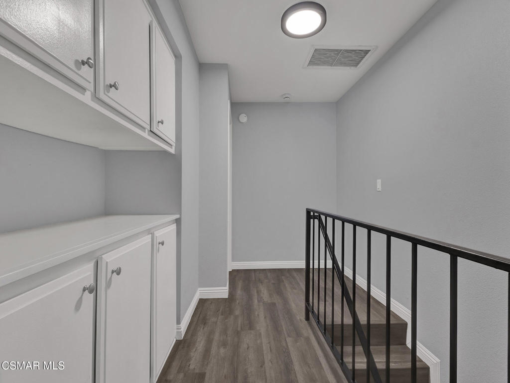 4230 Whitsett Avenue 9