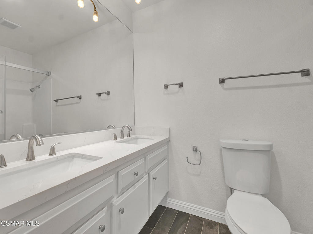 4230 Whitsett Avenue 9