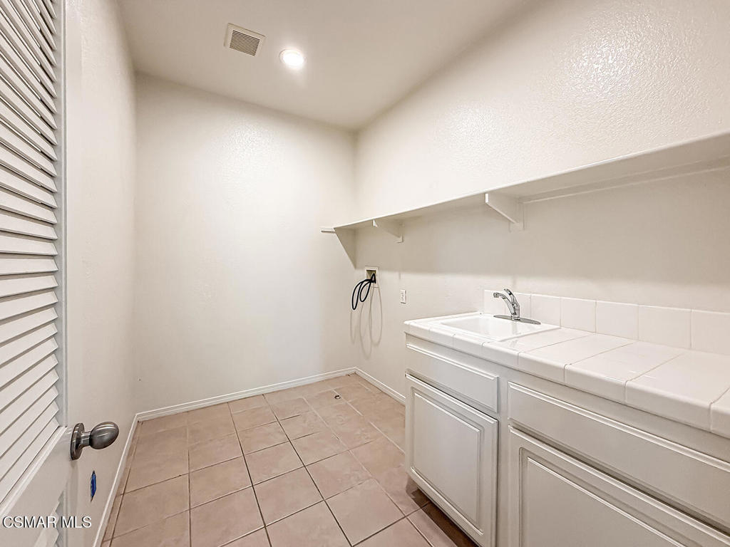 3143 Moss Landing Boulevard