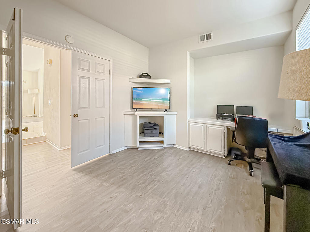 1106 Mockingbird Lane