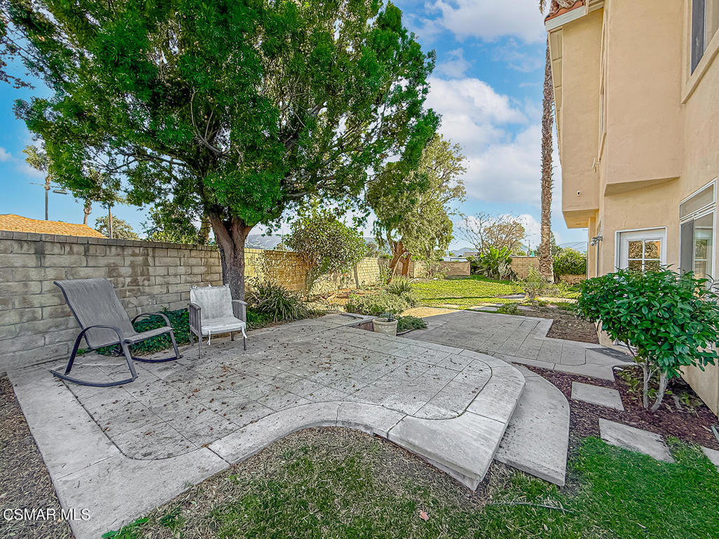 1106 Mockingbird Lane