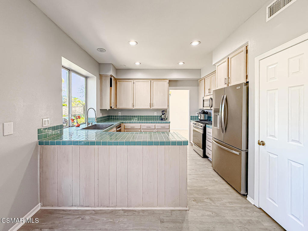 1106 Mockingbird Lane