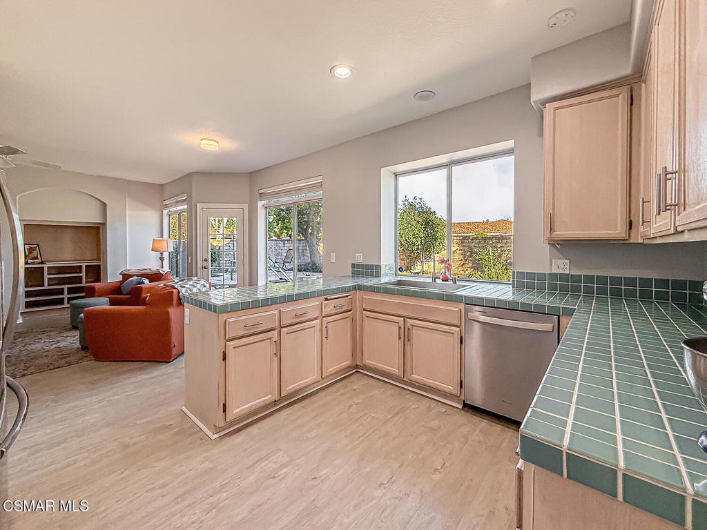 1106 Mockingbird Lane