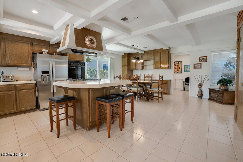 684 Triunfo Canyon Road