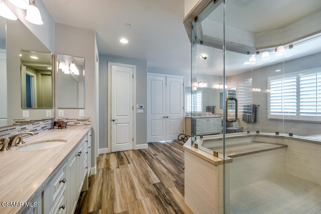 7377 Woods Court